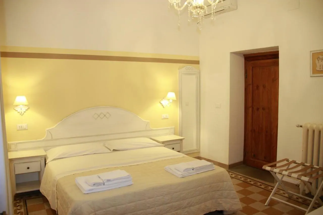 Guest House Domo Florenzia פירנצה